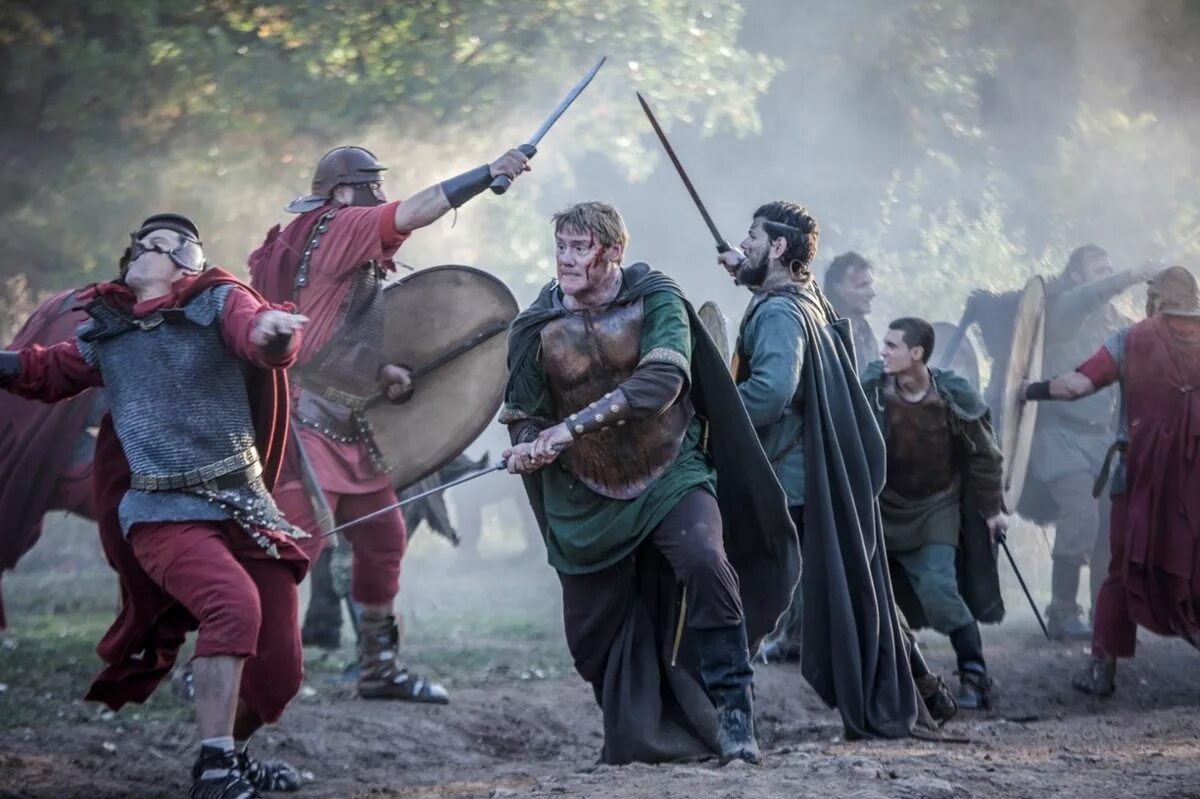 Нашествие варваров сериал. Нашедшая варваров. Сериал варвары туснельда. Нашествие варваров сериал 2016. Сериал варвары 2020 нетфликс.