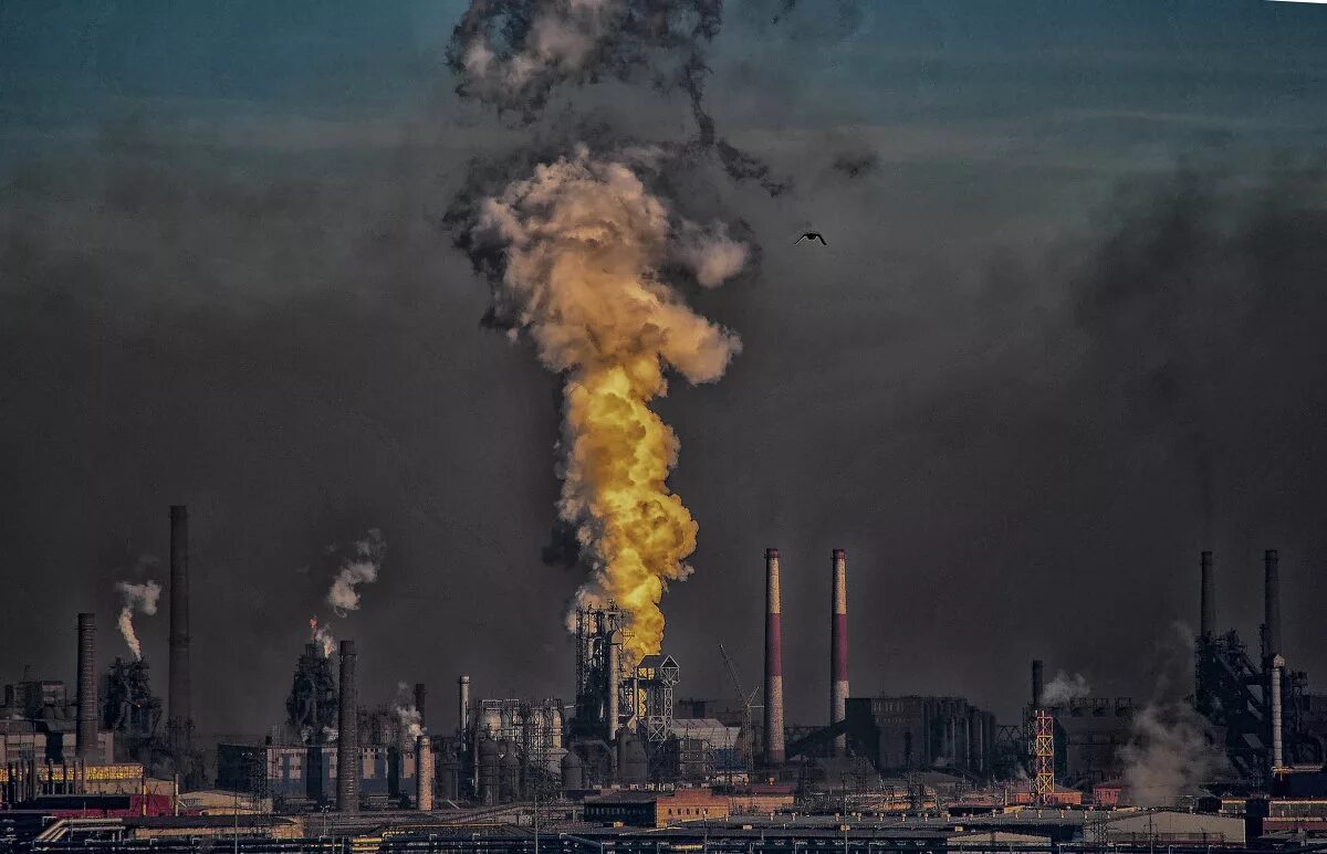 ммк магнитогорск экология. дым урала. загрязнение атмосферы заводы красноярск. новотроицк грязный город. деревня заимка на урале.