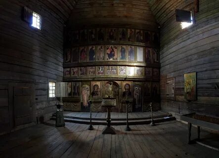 В старой часовне