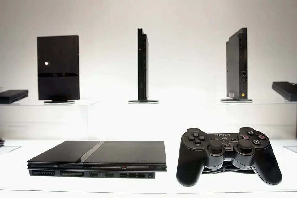 Сони плейстейшен 2. Sony ps2 fat. Ps2 TV Sony. Sony PLAYSTATION 2 2000.