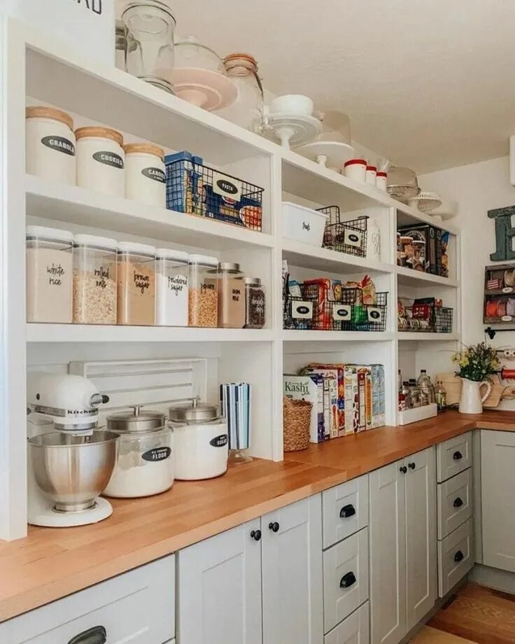 Чем заполнить пространство между. Угловая полка за дверью. Кухонные полочки в перегородке. Чем заполнить пространство между. Чем заполнить пространство между.