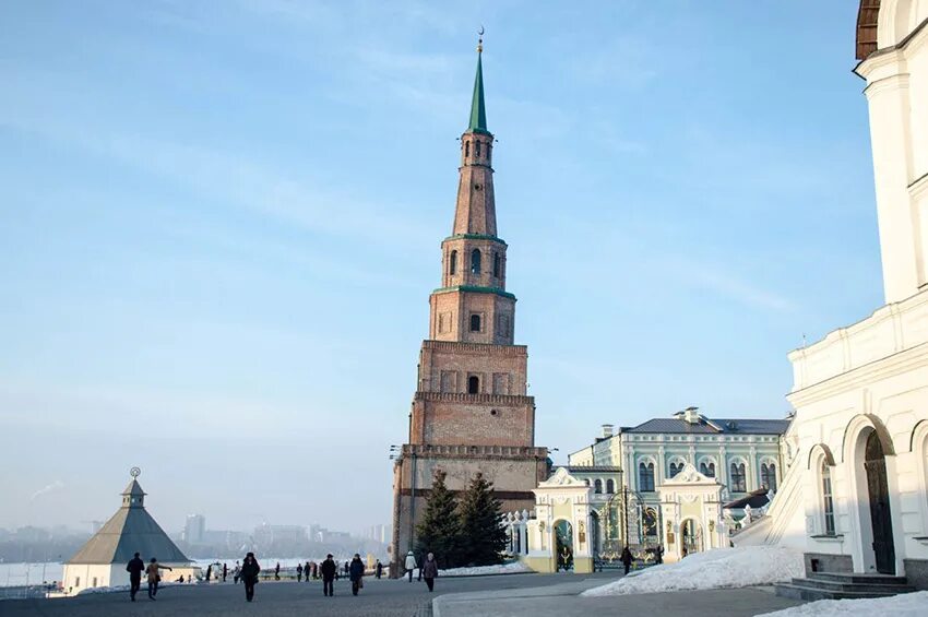 Казань башня легенда. Башня сююмбике в казани. шпиль башни сююмбике. казань достопримечательности сююмбике. высота башни сююмбике.