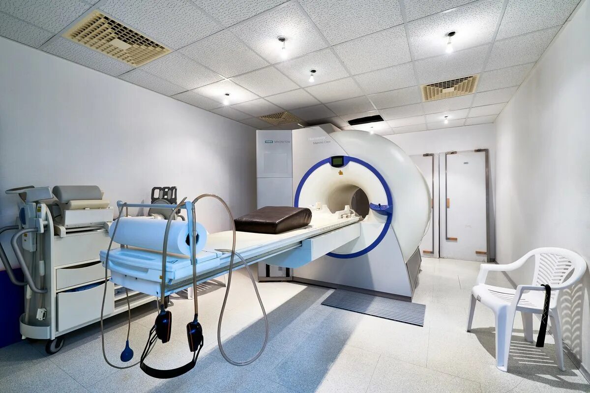 Оборудование диагностического центра. Современное мед оборудование. Областной диагностический центр воронеж пл ленина 5а платные услуги. Высокопольный томограф 1. Медицинские аппараты.