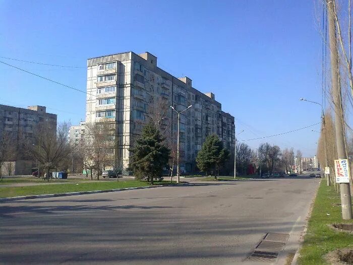 Река мокрая московка. Река хонгха. Красненькая речка. Розовая река фото. Красная речка город запорожье.