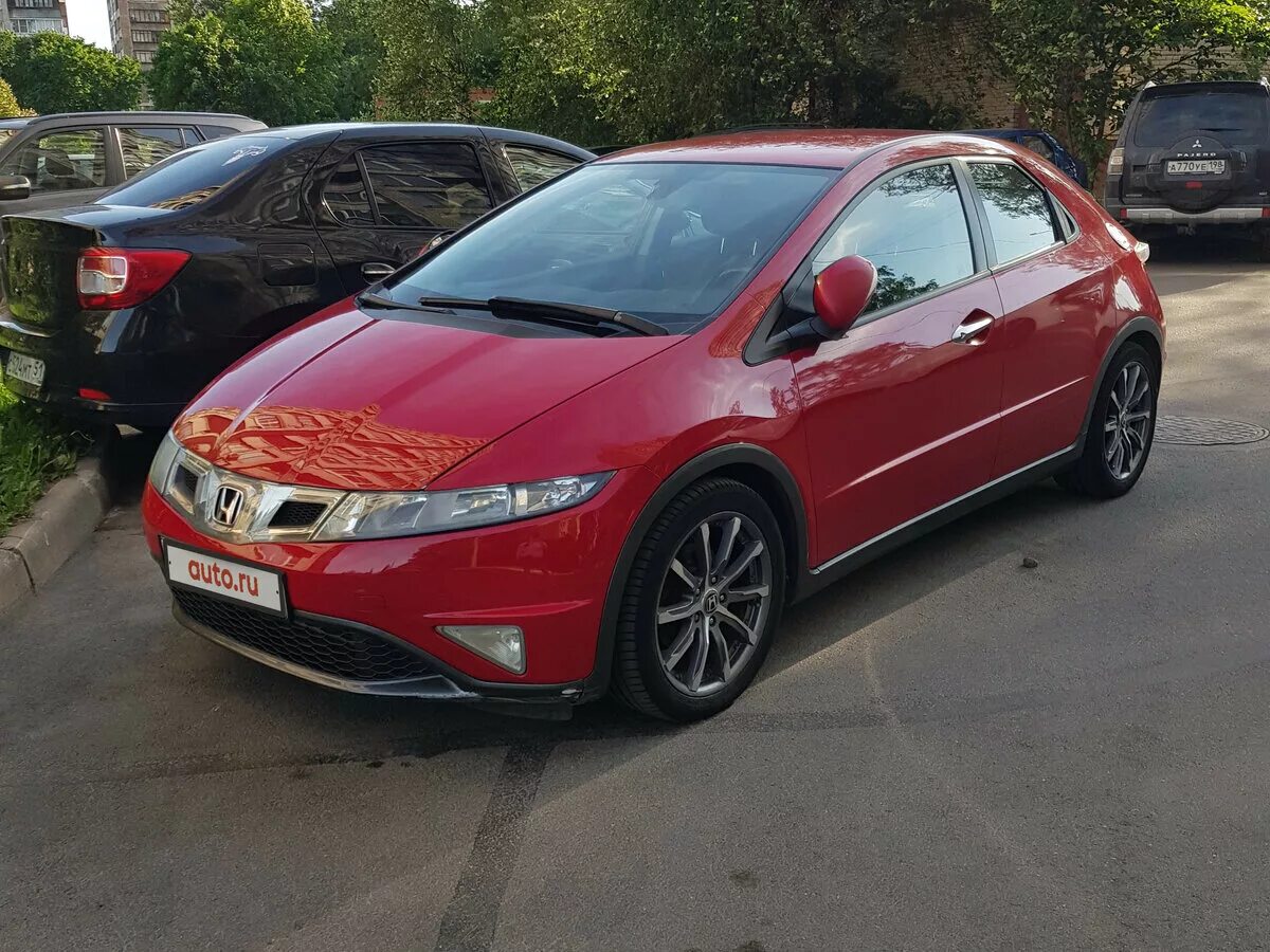 Хонда цивик 2008 1. Civic 2010 года. Honda civic 2010 hatchback. Хонда цивик 8 рестайлинг. Honda civic 2010 седан.