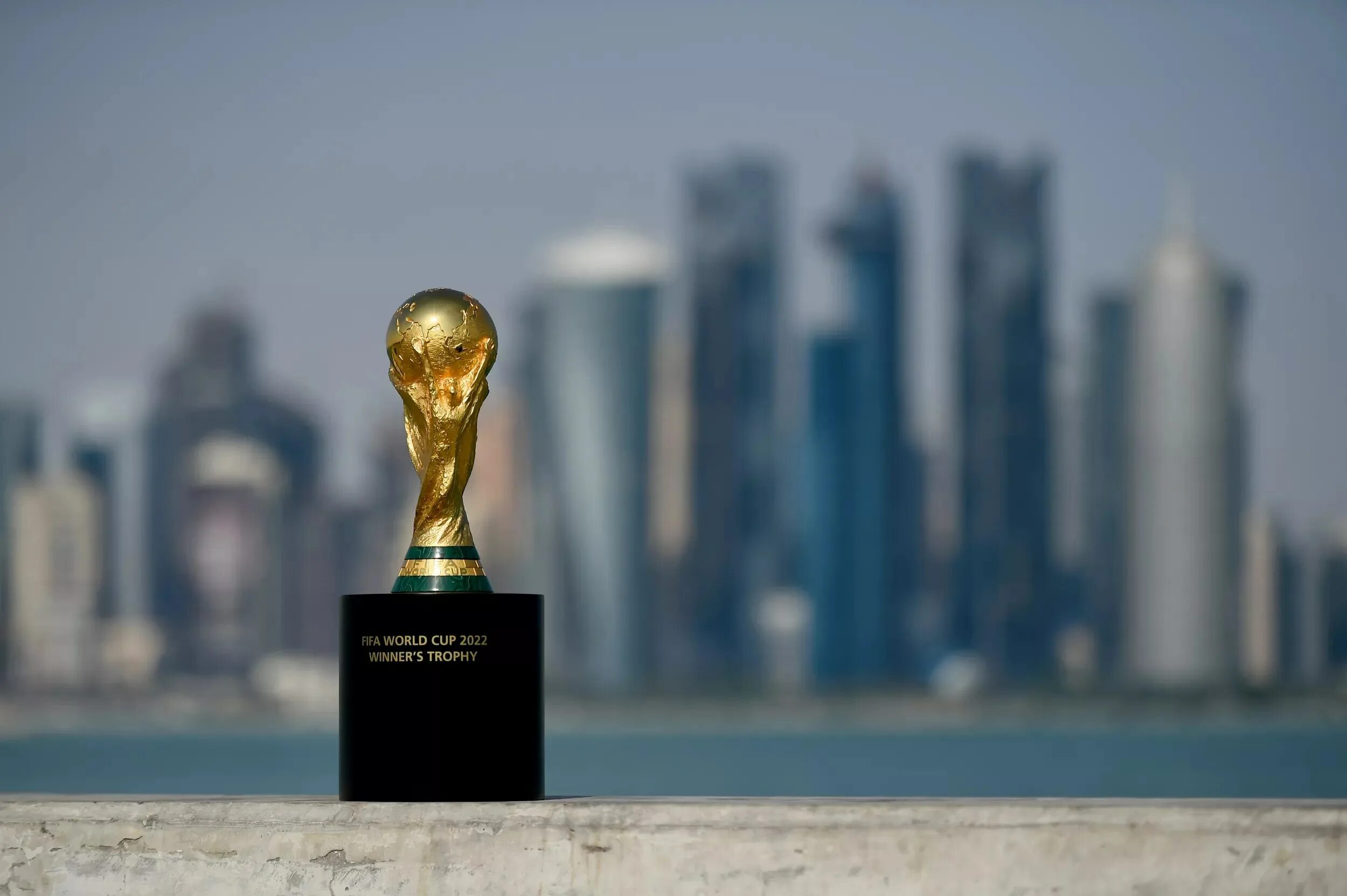 2025 21 век. Football world cup 2025. qatar 2025 кубок. fifa world cup qatar 2025. катар памятник кубку мира.