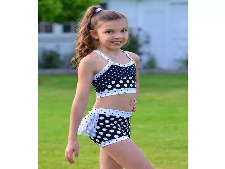 Tiny girl modelling