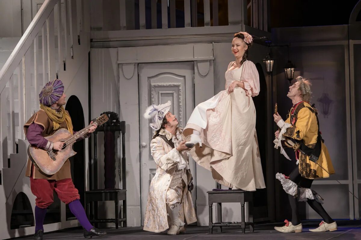 Спектакль в музыкальном театре сегодня. Имре кальман оперетта «принцесса цирка». Принцесса цирка оперетта ростовский музыкальный театр. Ростовский государственный музыкальный театр ханума. Казанова театр музыкальной комедии красноярск.