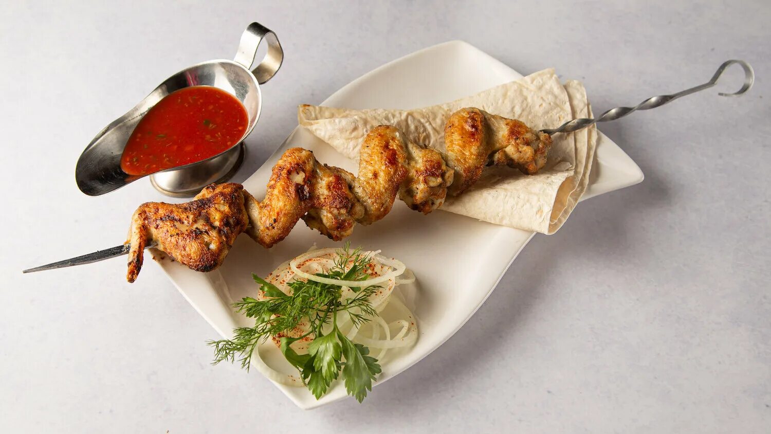 Крылышки куриные. Шашлык из куриных крылышек. Шашлык из крылышек. Шашлык из куриных крылышек. Bbq chicken wings.