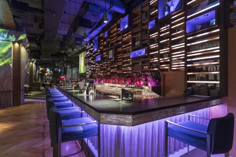 Ресторан birds башня. Башня око, 84 этаж. Башня око москва сити ресторан. Башня око ресторан birds. Ресторан birds депозит.