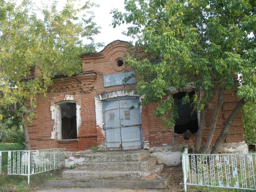 Погода крестьянка алтайский край. Село островное Мамонтовского района Алтайского края. Музей имени Мамонтова Алтайский край. Село крестьянка Мамонтовский район Алтайский край. С крестьянка Мамонтовского района Алтайского края.