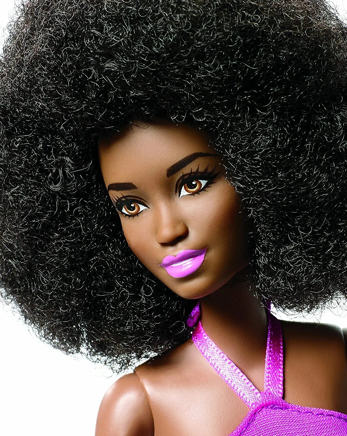 Темнокожая кукла. Барби фашионистас афро. Кукла Барби фашионистас афро. Барби фашионистас 59. Темнокожая Барби фашионистас.