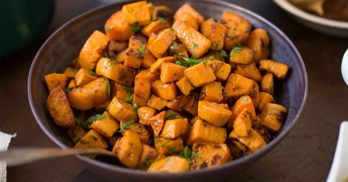 Как вкусно приготовить батат. Батат запеченный с овощами. батат на пару. батат в мультиварке. батат как готовить.