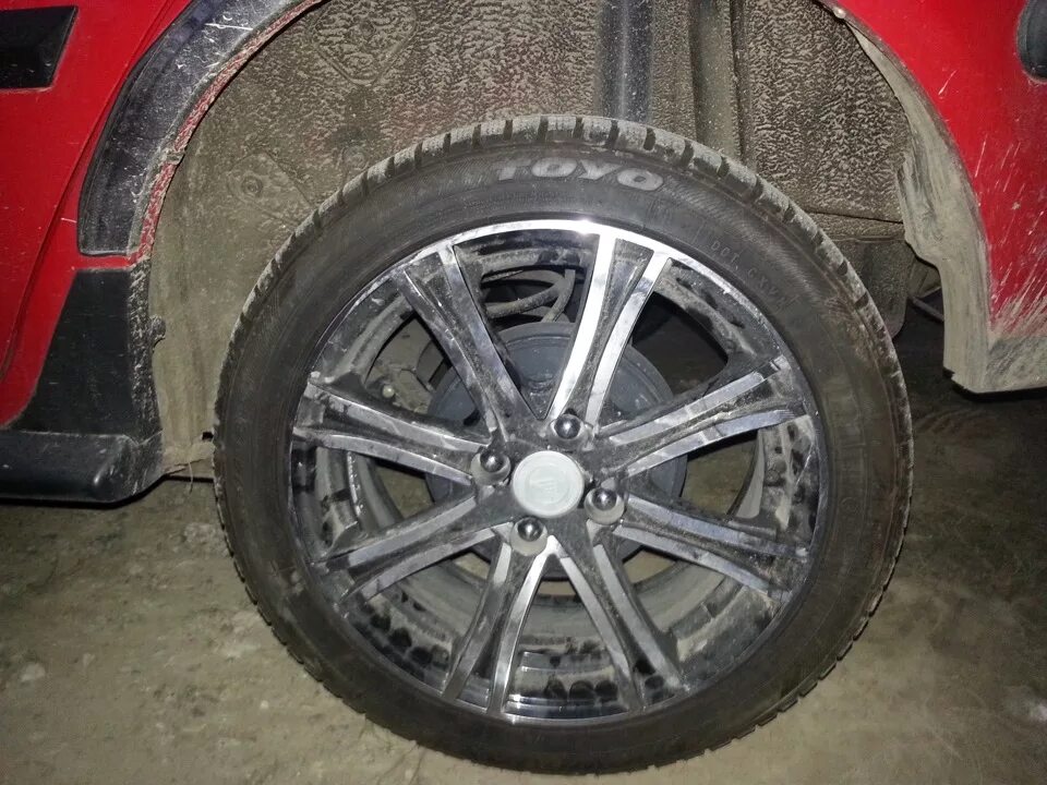 Колеса на geely tugella. Колеса на джили тугелу. Geely tugela диски r 20. Geely atlas штатная резина. Диски geely tugella r20.