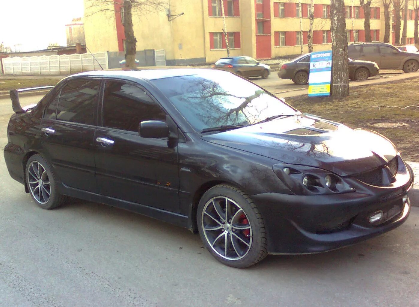 Диск литой митсубиси лансер 9. Mitsubishi Lancer 9 r17. Митсубиси Лансер 9 r16. Лансер 9 р17. Mitsubishi Lancer 9 r16 диски черные.