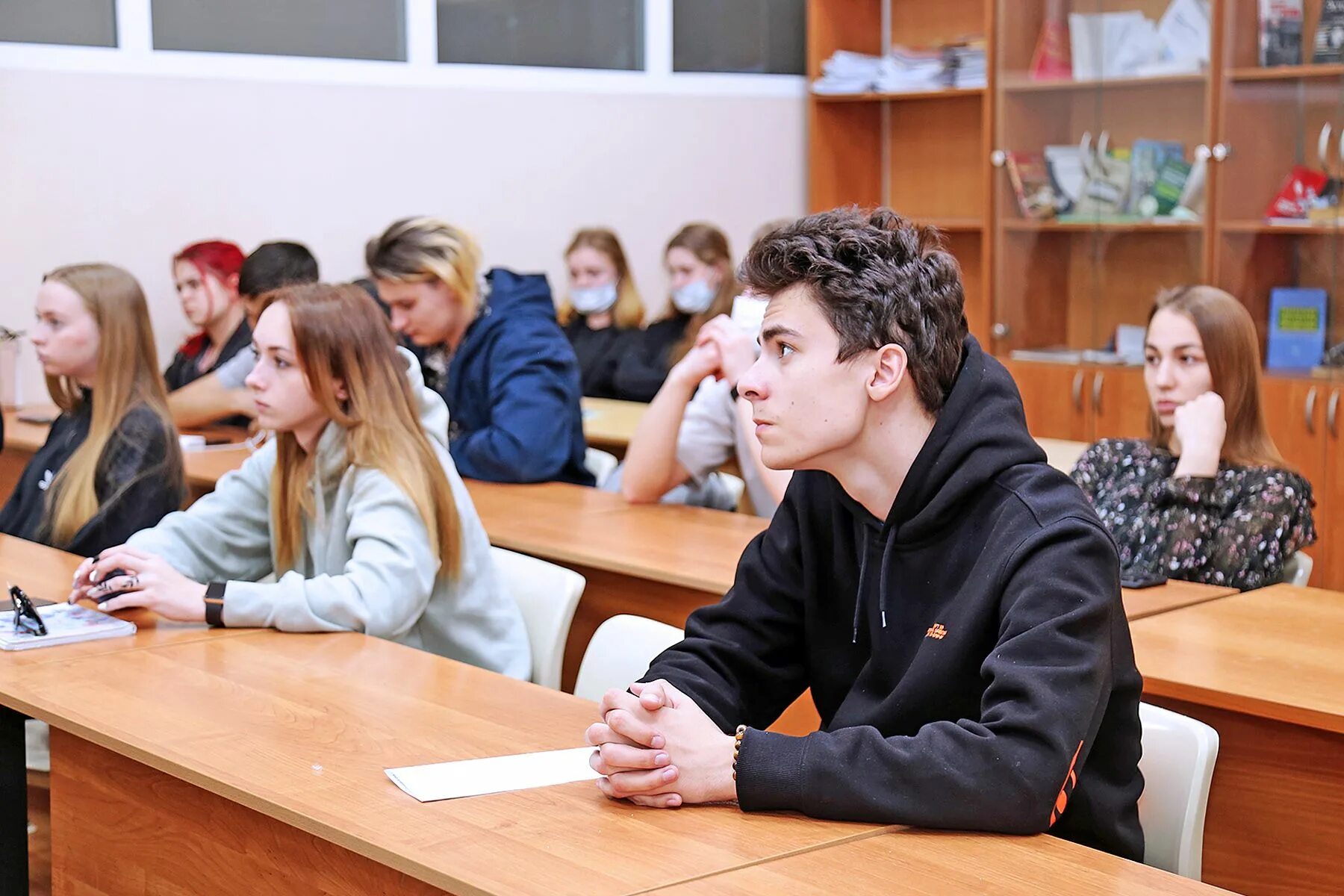 Куда поступать в питере после 11 класса