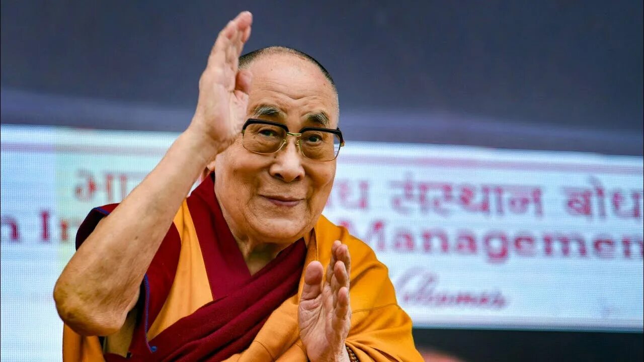 Далай-лама 14 молодой. Далай лама 14. Далай-лама тензин гьяцо. Далай лама 2023. 2023 лама.