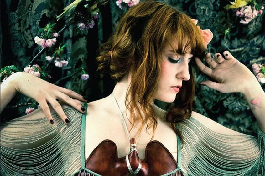 Florence the machine dog days are over. Флоренс Уэлч lungs. Florence + the Machine "lungs". Florence Welch обложка. Флоренс Уэлч гуччи.