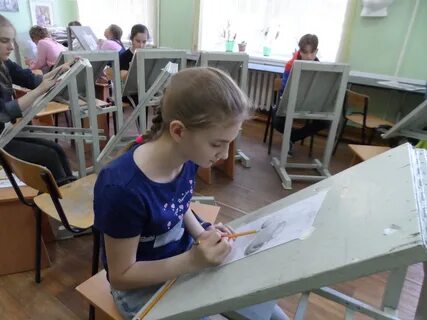 Экзамены в художественную школу