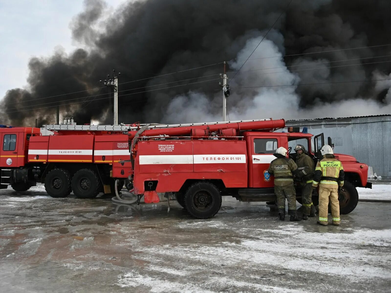 Пожар в частном доме. Пожар в Ленинградской области. Пожар в Красном Яре. Пожар в поселке светлый Якутия 2013 год. Красный яр пожар