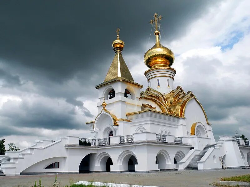 Икона иисуса христа православная христианская. Стихи о храме. Церковь есть бог. Поклонение христу. Современная церковь.