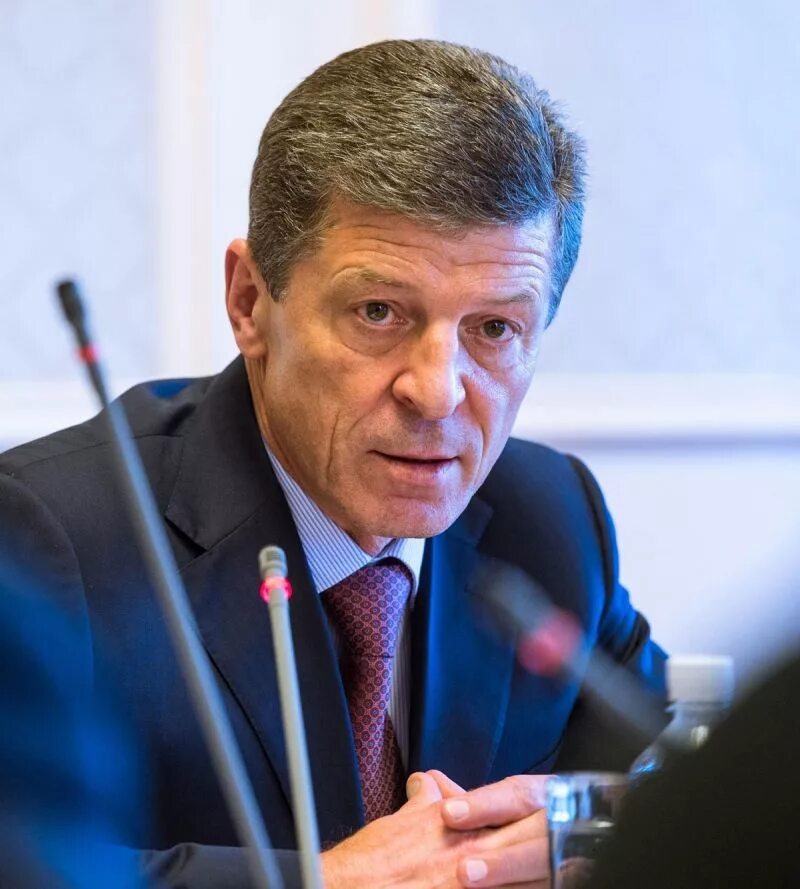 Д н козак. Козак дмитрий николаевич правительство. Козак дмитрий николаевич. Козак дмитрий николаевич 2004. Дмитрий козак фото.