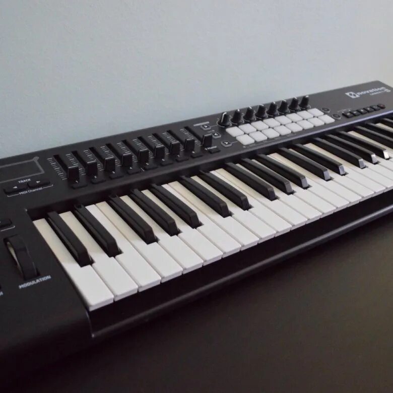 Novation launchkey 49