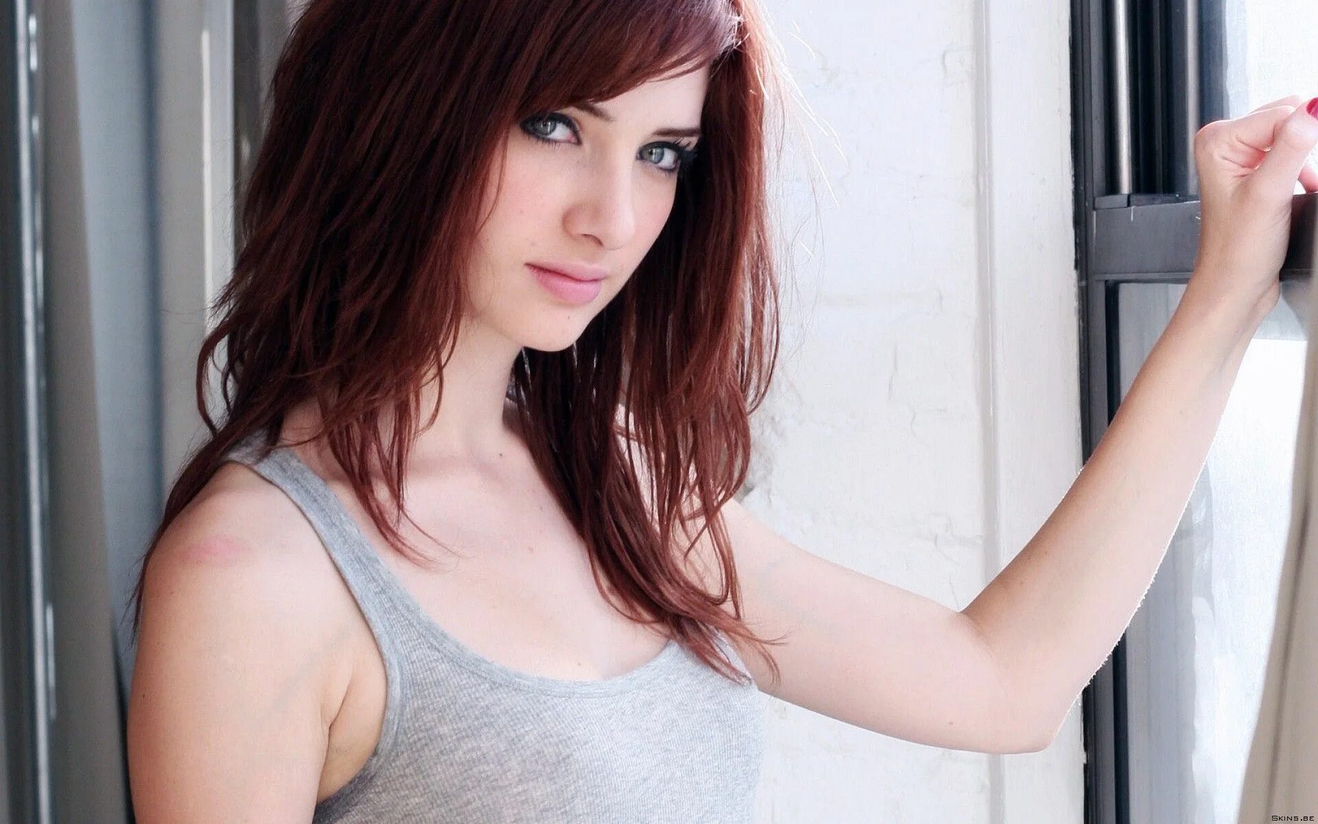 Redhead huge. Сьюзан коффи. Сьюзан коффи осень. Сьюзан коффи Susan Coffey. Сьюзан коффи 18.