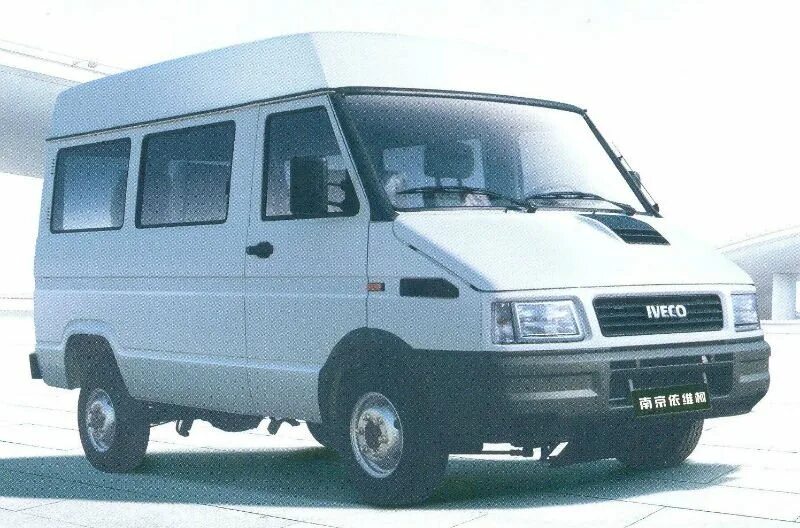 Турбо дейли. Ивеко Дейли 2 поколение. Ивеко турбо Дейли. Iveco Turbo Daily 35-10. Iveco Daily 1990.