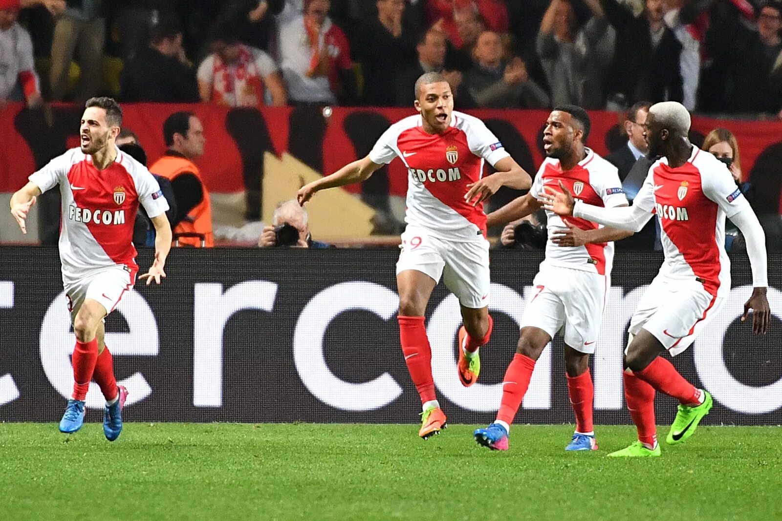 шерки лион. Monaco montpellier. монако – нант. гол!. псж.