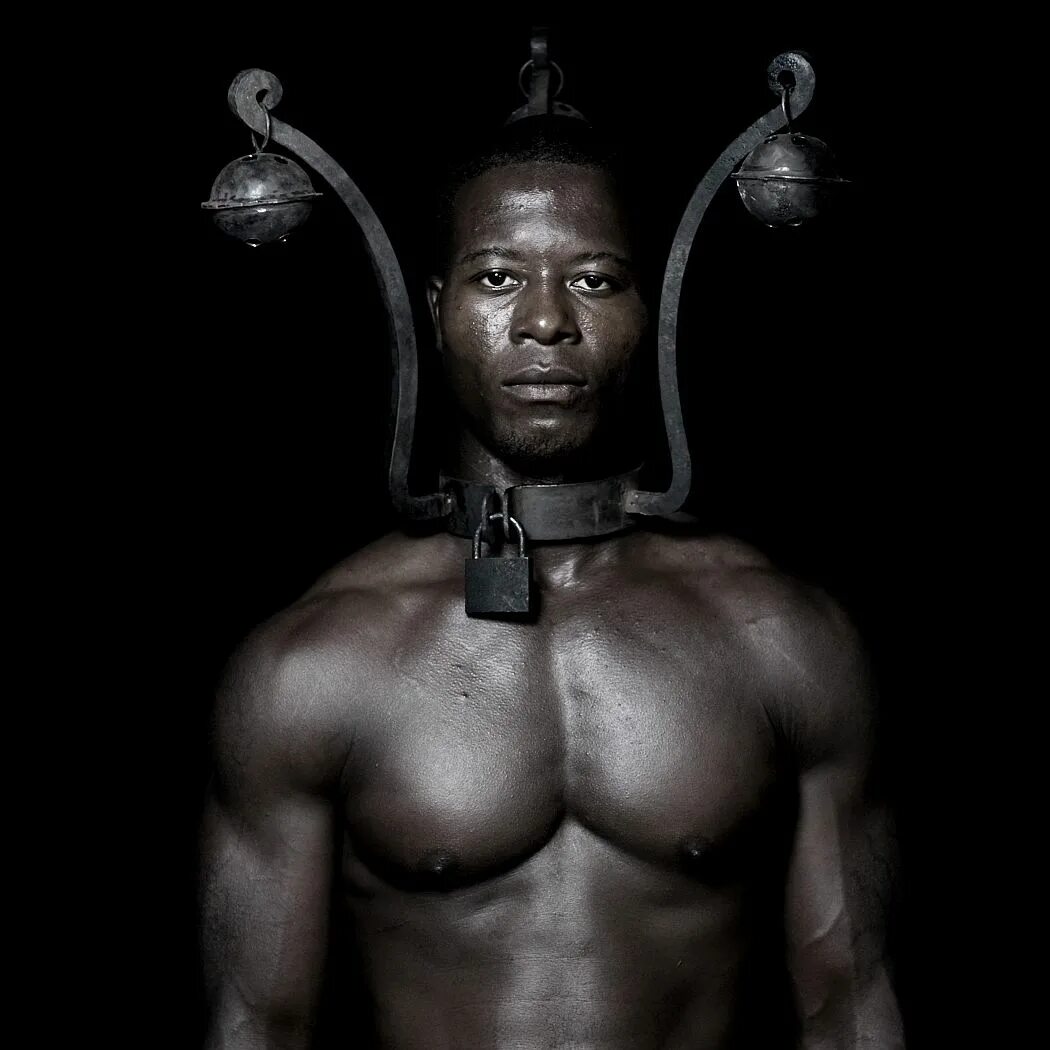 Большие шланги негров. Негр в качалке. Большие шланги негров. Шланг негра. Большие шланги негров.