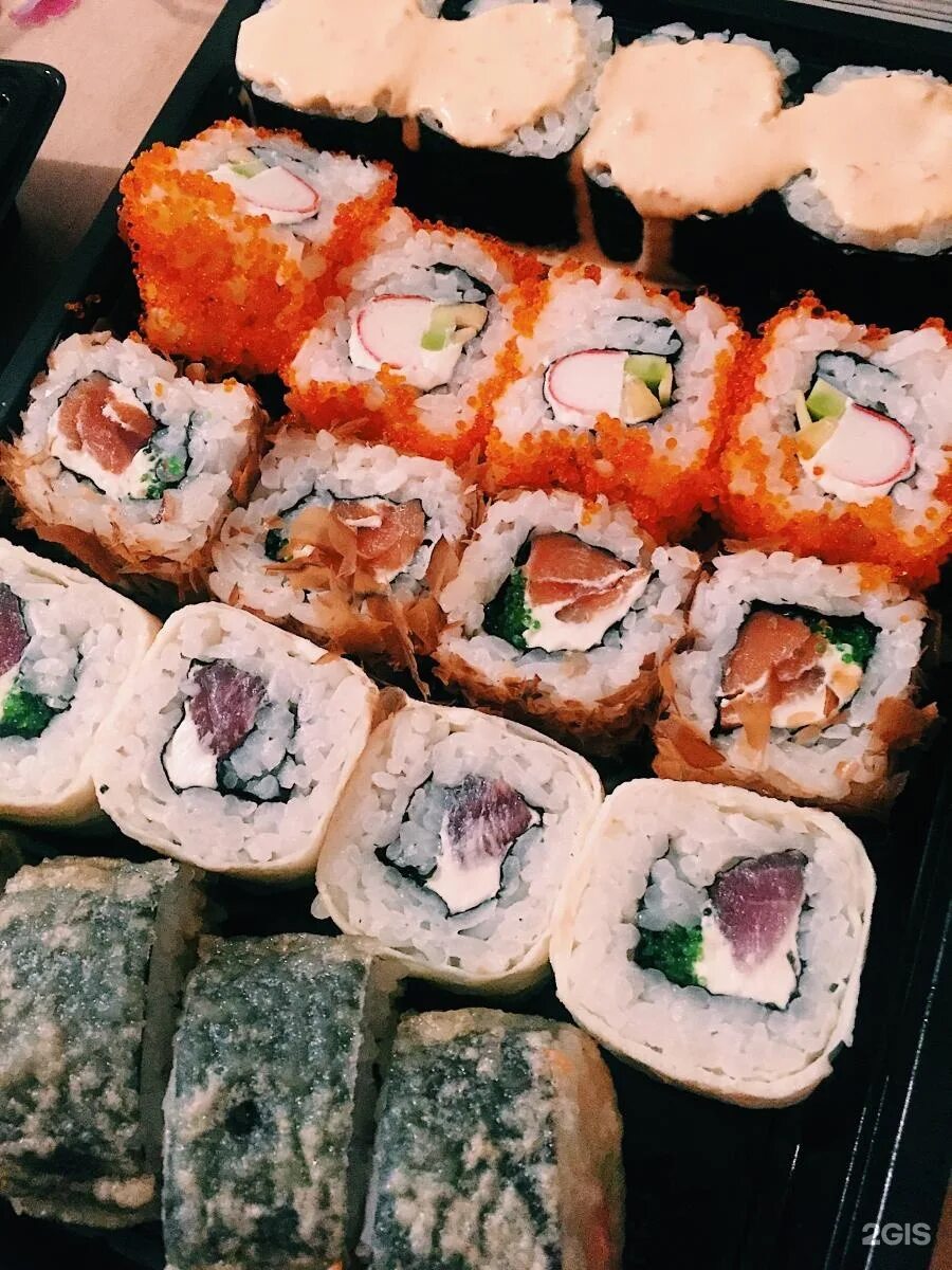 Самое вкусное в омске. Огромные суши омск отзывы. Самое вкусное в омске. Самое вкусное в омске. Гуд фуд ялта.