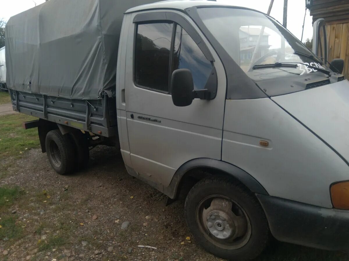 Газель gt. 3302 серый. Газ 3302 бежевый. Фарник газель-3302. Газель 3302 2000 года.