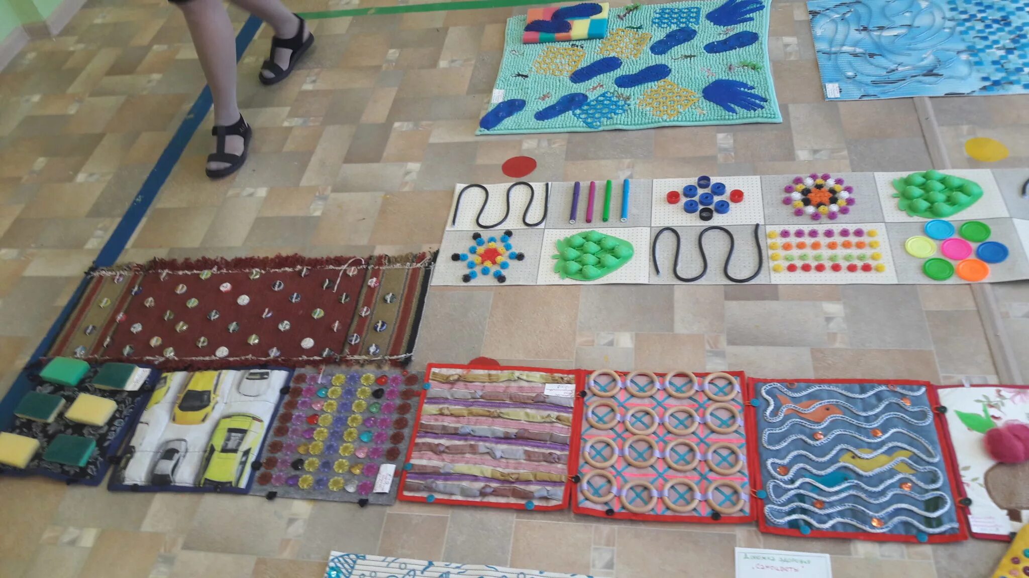 наполнение дорожки здоровья. корригирующие дорожки для детского сада. дорожка здоровья коврики. массажные дорожки в доу. массажные дорожки для детского сада.