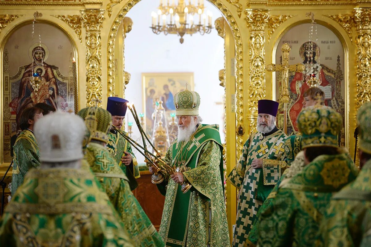 храм зосимы и савватия расписание богослужений.