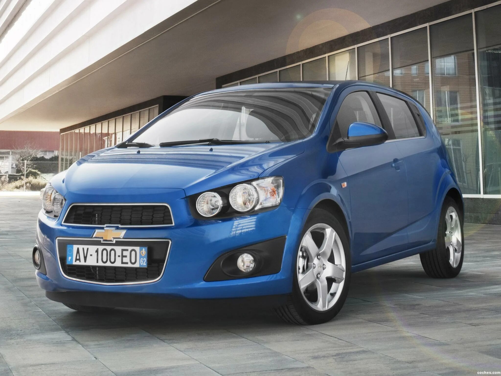 Шевроле авео купить новый. Chevrolet Aveo. 2011 Chevrolet Aveo Hatchback. Chevrolet Aveo 2011 хэтчбек. Chevrolet Aveo t400.