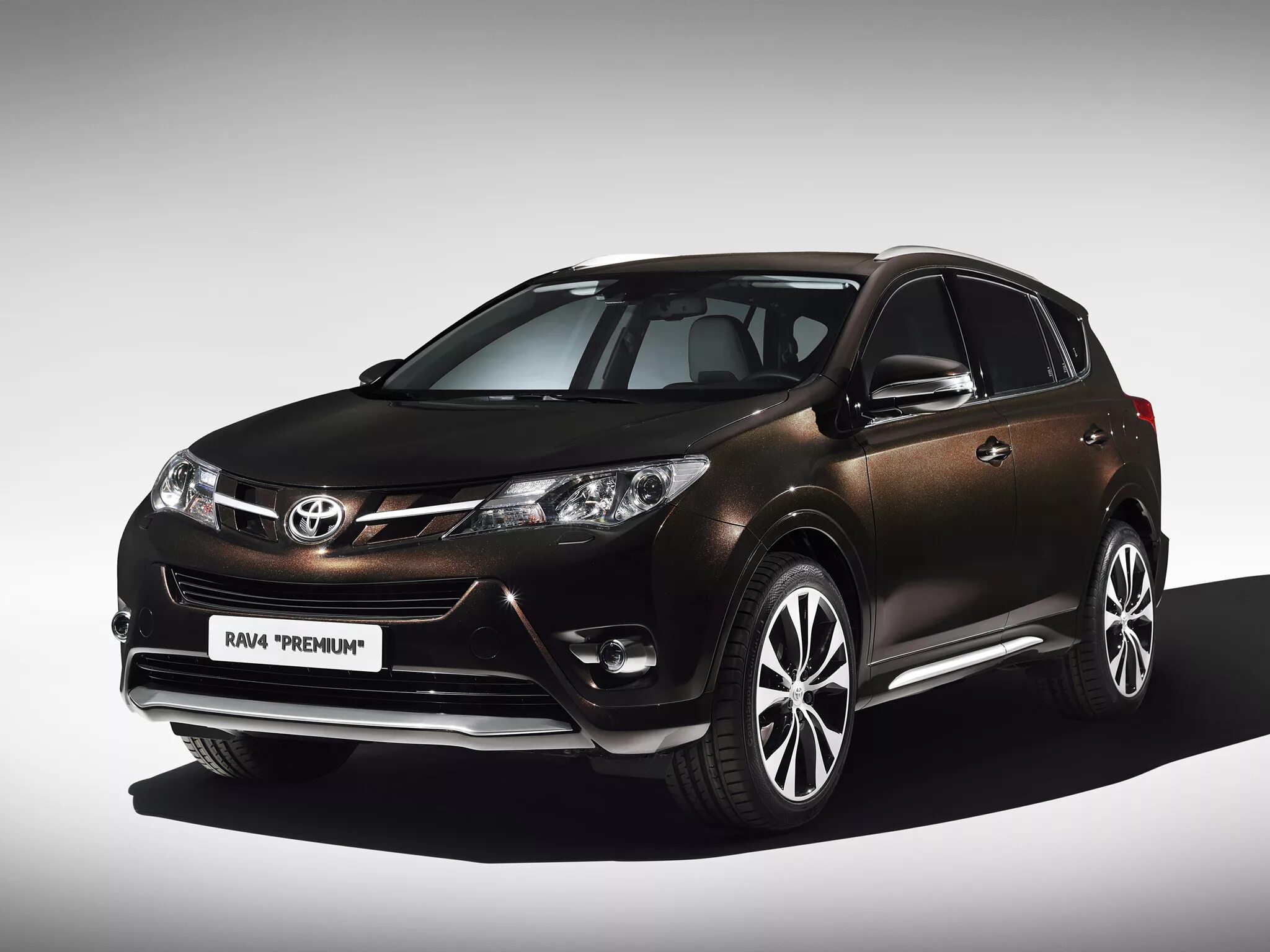 Mitsubishi rav4. Тойота рав 4 серый. Тойота рав 4 2013 года. Что лучше тойота рав 4 или. Тойота рав 4 2013 года.