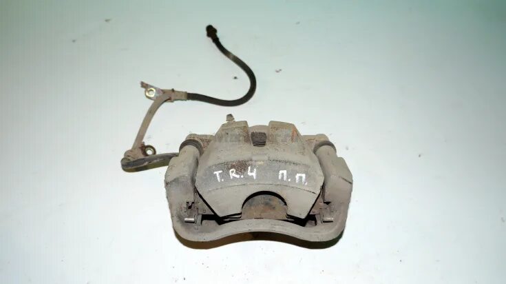 Пластина зад суппорта рав 4 2. Суппорт на рав 4. Суппорт на рав 4. Монтажный комплект зад суппорта рав 4 2. Суппорт на рав 4 2006.