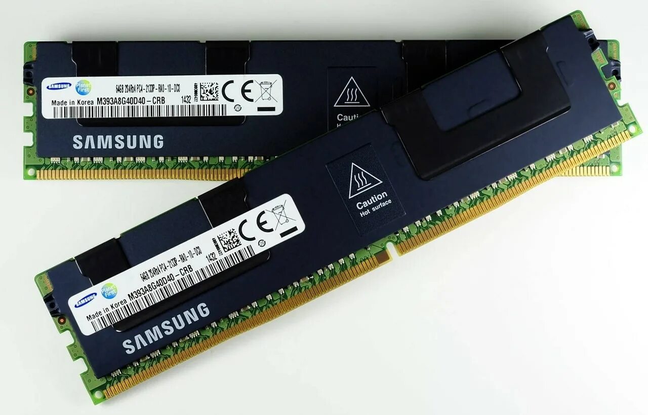 Ddr3 объемы памяти. Оперативная память ddr4 Samsung. Оперативная память Samsung ddr4 4gb. Оперативная память самсунг DDR 4 ГБ. Ram память ddr4.