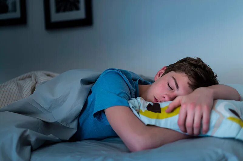 Сон видеть подростка. Подростковый сон. sleep fondled мальчики. парни 13- sleep. вк sleeping.