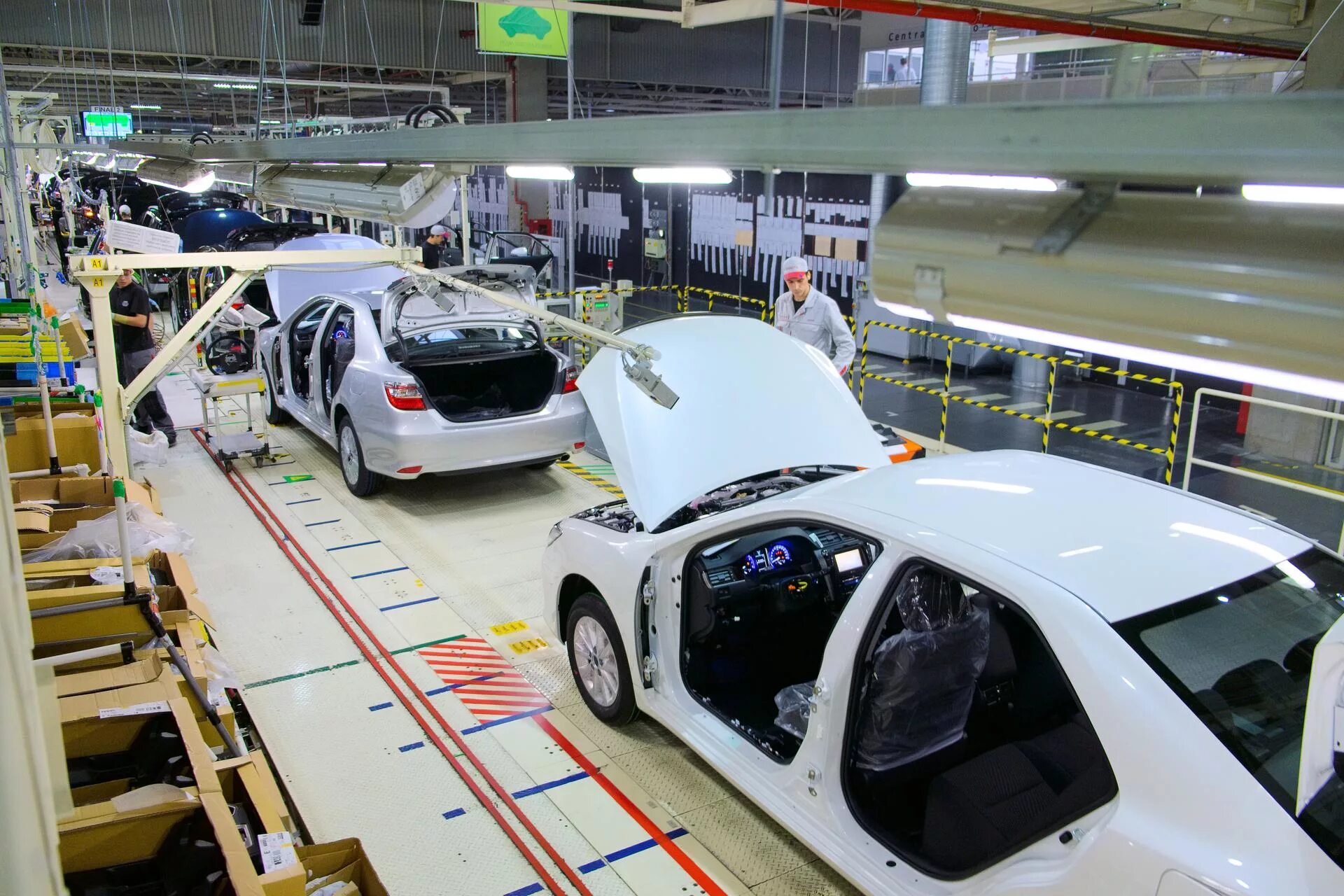 Где находится завод тойота. Завод тойота шушары. toyota спб завод. автозавод тойота. конвейер тойота.