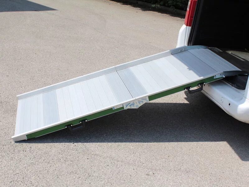 Пандус складной 4 секционный кварт- антислип. Аппарель пандус рампа. Складная аппарель. Складная аппарель. Рампа разборная аппарель.