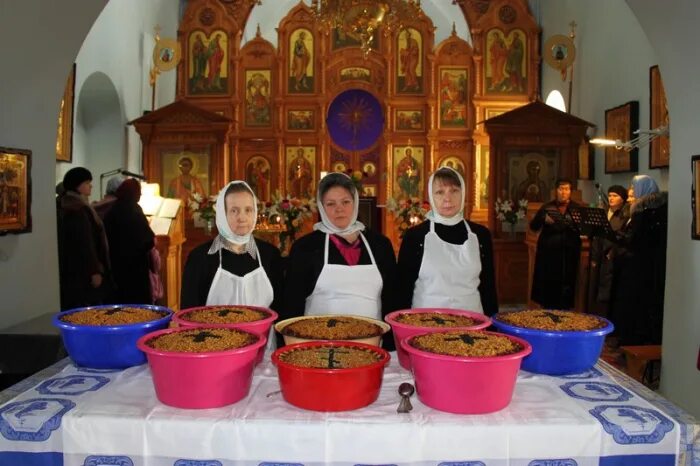 Благословение колива в Великий пост. Богородичное коливо. Коливо в храме Дивеево. Коливо Черноостровский женский монастырь.