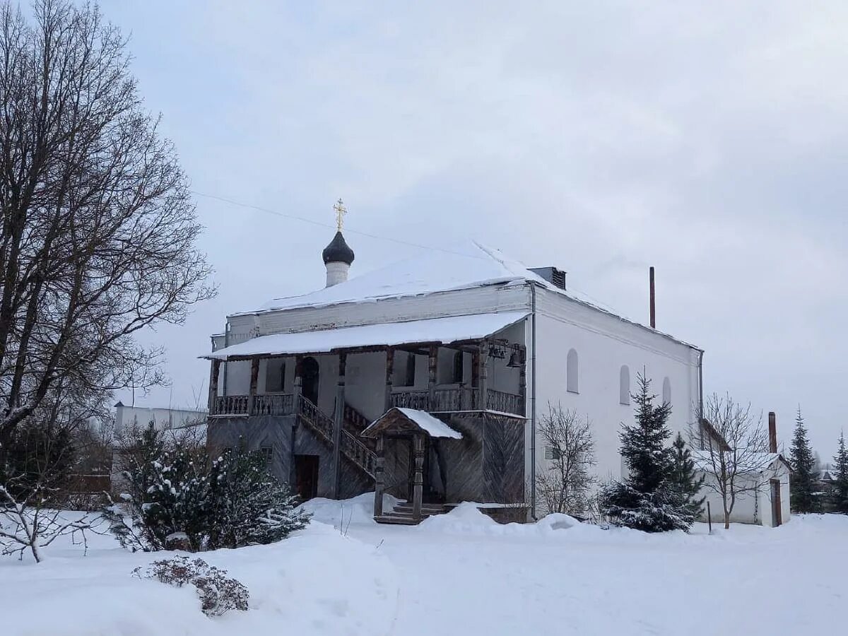 Погода тверской обл 10. Троицкий монастырь Селижарово. Колокольня Селижарово. Пгт Селижарово Тверская область. Селижарово Тверская.