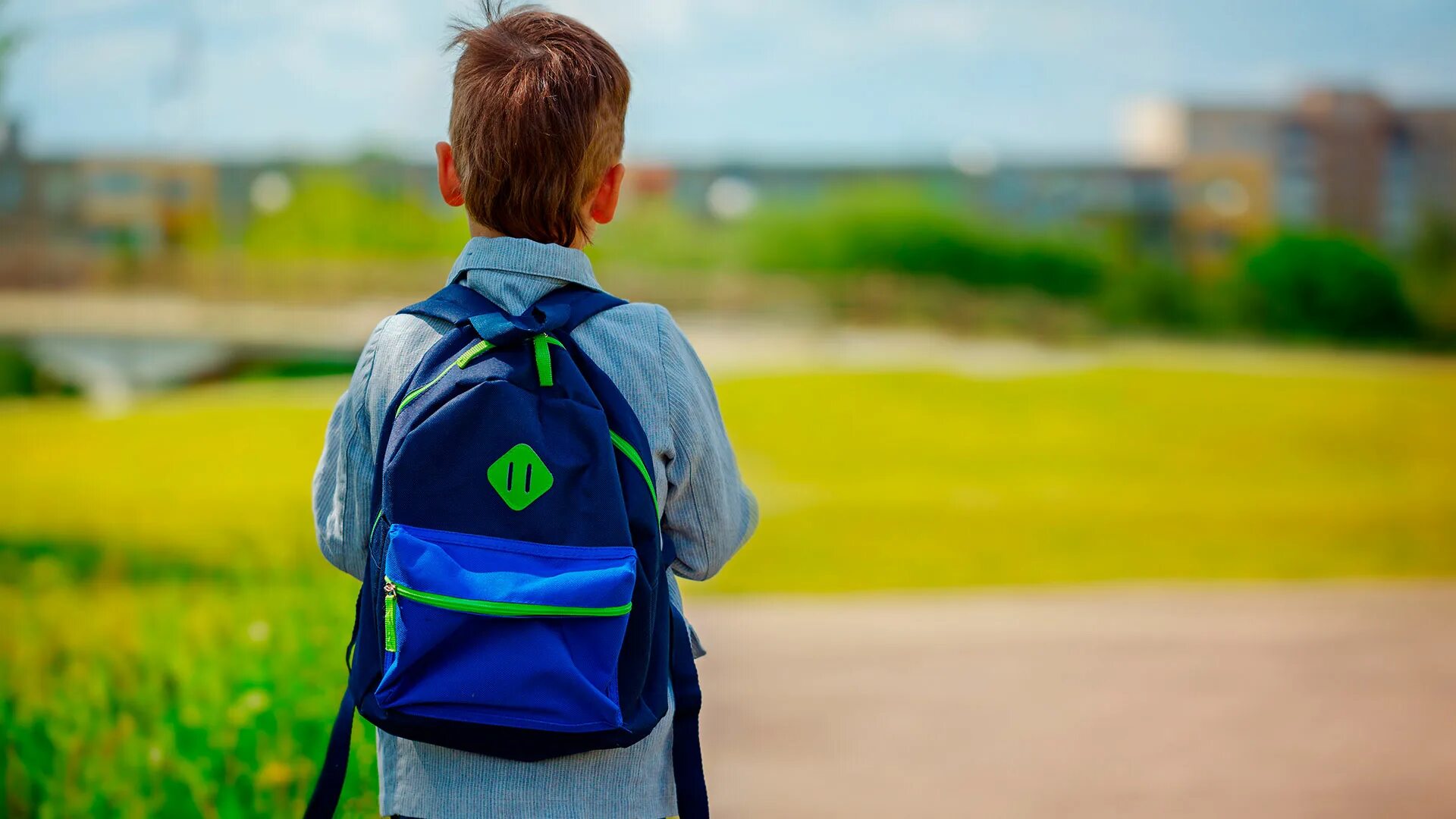 Go me back. Достойная пара дорама. Картина go back. Картинка go back. Мем update go back.