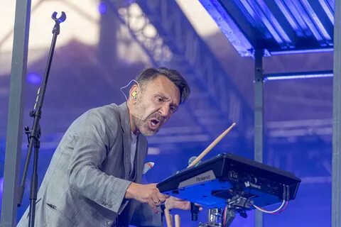 Запретили выступать