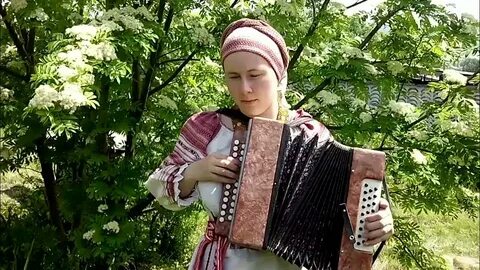 Слушать песни в исполнении горбуновой