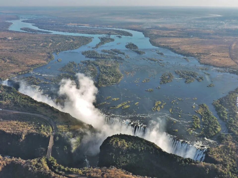 Исследователь замбези. Кейптаун водопад виктория. водопад виктория rhjrjlbkas. замбези. путешествие по реке замбези.