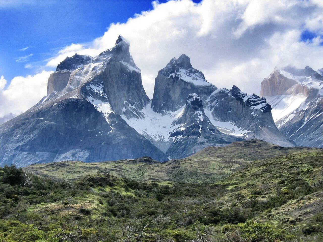 Высшая точка горной системы южной америки. Южная Америка Анды. Чили горы Анды. Южная Америка горы Анды. Аргентина Анды Патагония.