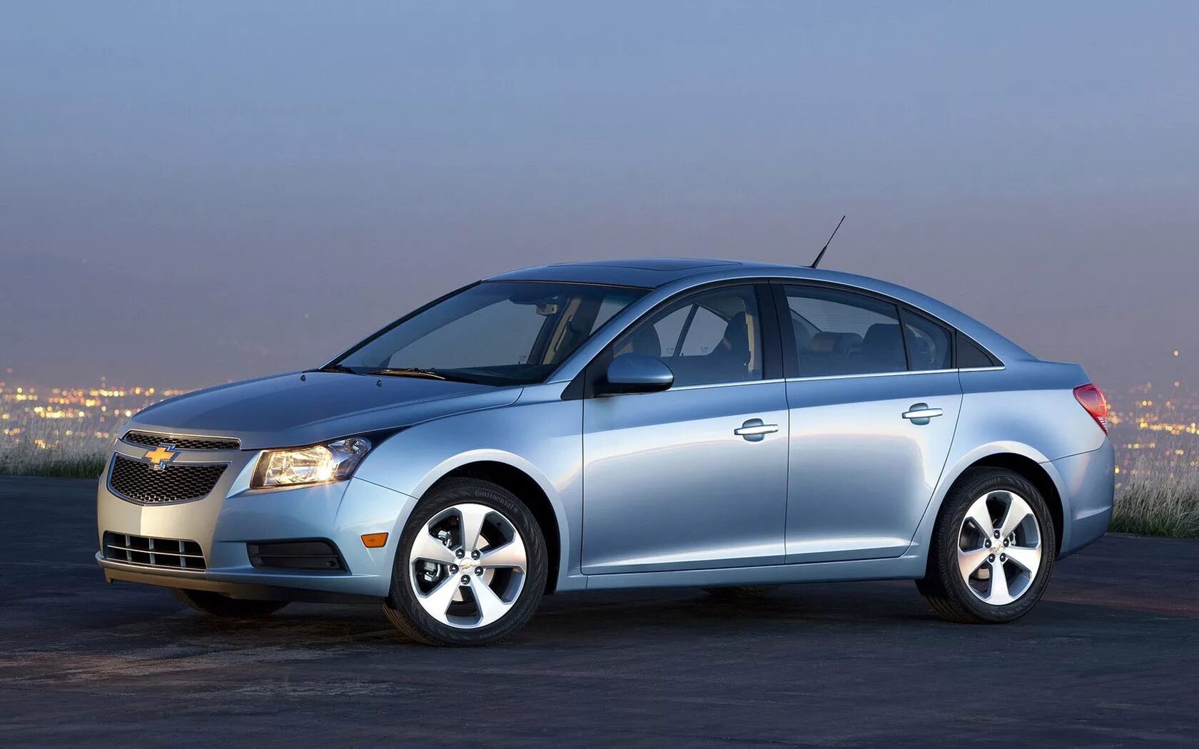 Картинки крузе. Chevrolet Cruze 2011. Chevrolet Cruze 2009. Chevrolet Cruze 2009-2012. Шевроле Cruze 2011.